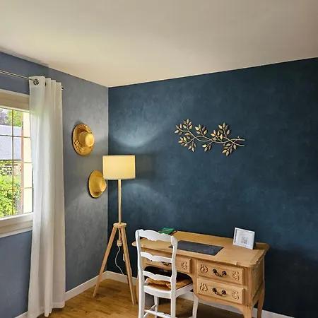 Homestay Chez Particulier Avec Petit Dejeuner, Piscine, Pool House Saint-Pierre-de-Manneville
